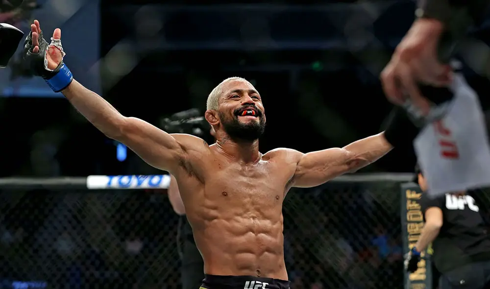 El brasileño durmió a su rival apenas en la primera ronda y se quedó con el cinturón de campeón. Foto: UFC.