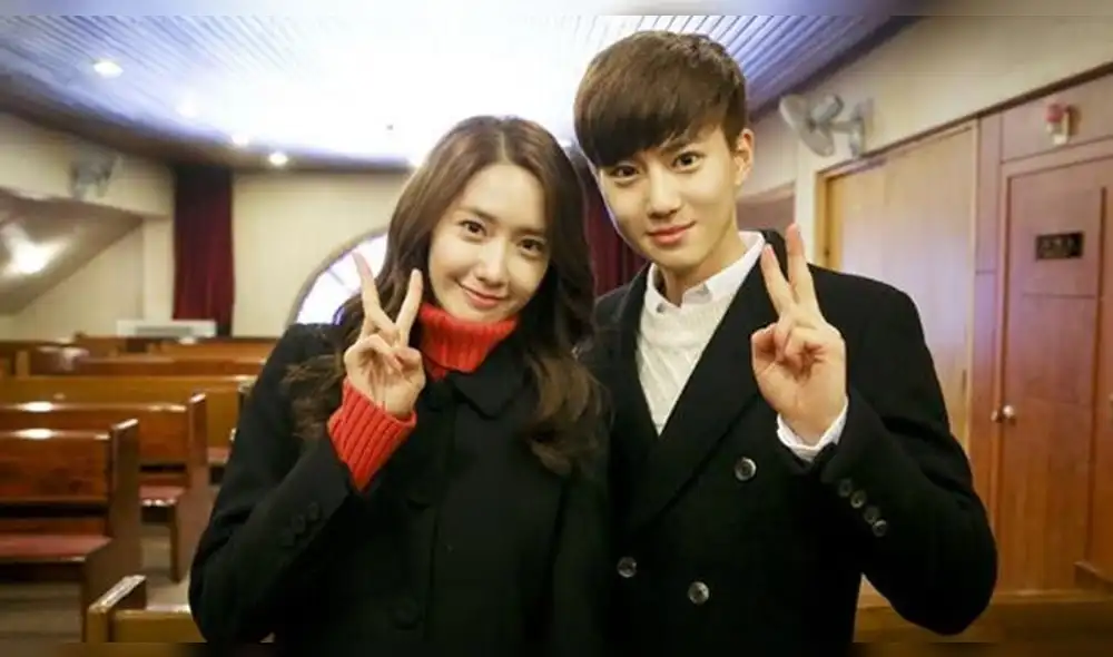 YoonA y Suho, compañeros de agencia y amigos desde hace muchos años. YoonA y Suho, compañeros de agencia y amigos desde hace muchos años.