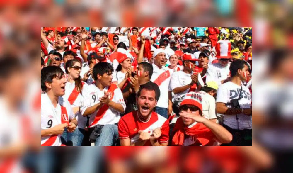 Instagram: hincha se desnuda en el Estadio Nacional tras clasificatoria de Perú al Mundial Instagram: hincha se desnuda en el Estadio Nacional tras clasificatoria de Perú al Mundial