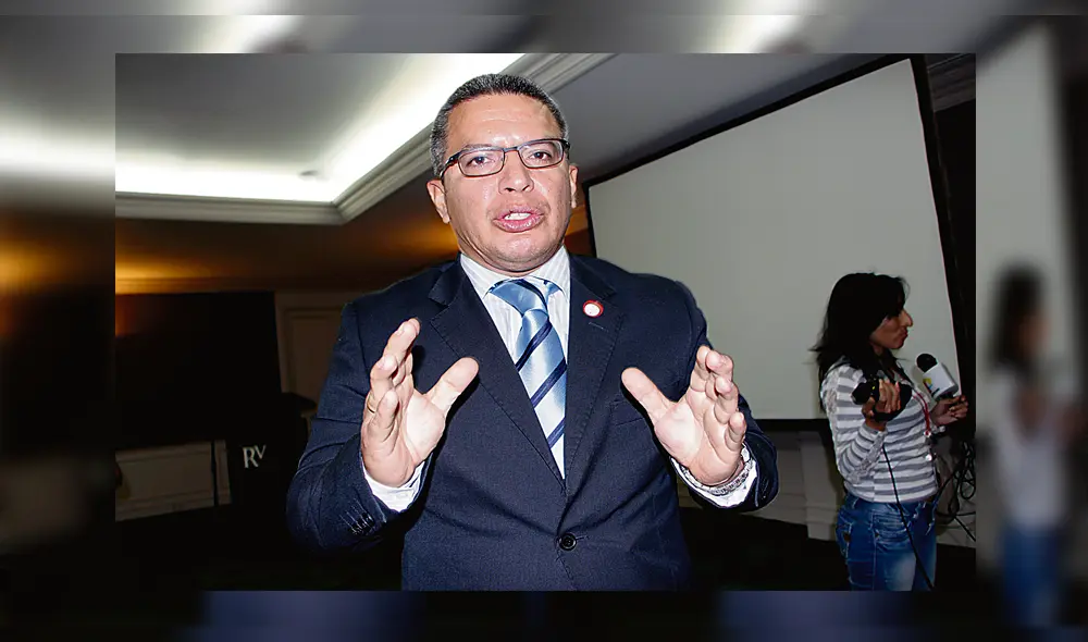 Defensor. Garantiza mantener acciones de fiscalización. Defensor. Garantiza mantener acciones de fiscalización.