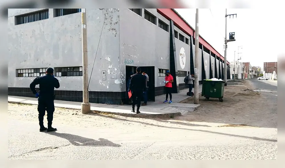 Permanecieron en coliseo. Permanecieron en coliseo.