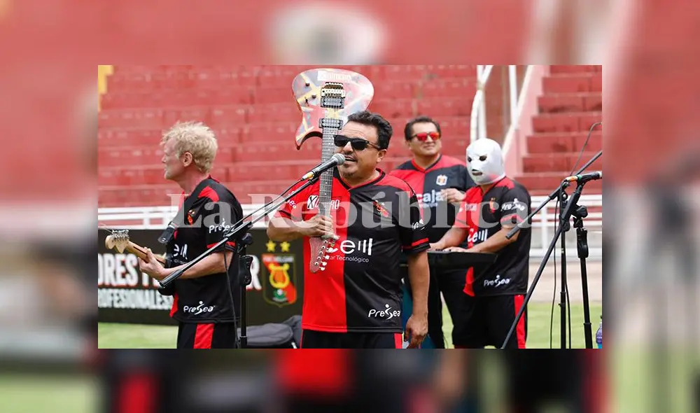 El grupo X Dinero armó la fiesta en el evento. El grupo X Dinero armó la fiesta en el evento.