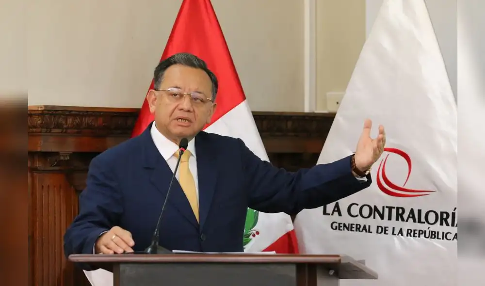 Fiscalía investiga al contralor por compra de vehículos