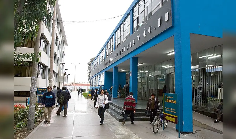 FACHADA DE LA FACULTAD DE LETRAS Y CIENCIAS HUMANAS DE LA UNIVERSIDAD NACIONAL MAYOR DE SAN MARCOS UNMSM. FACHADA DE LA FACULTAD DE LETRAS Y CIENCIAS HUMANAS DE LA UNIVERSIDAD NACIONAL MAYOR DE SAN MARCOS UNMSM.