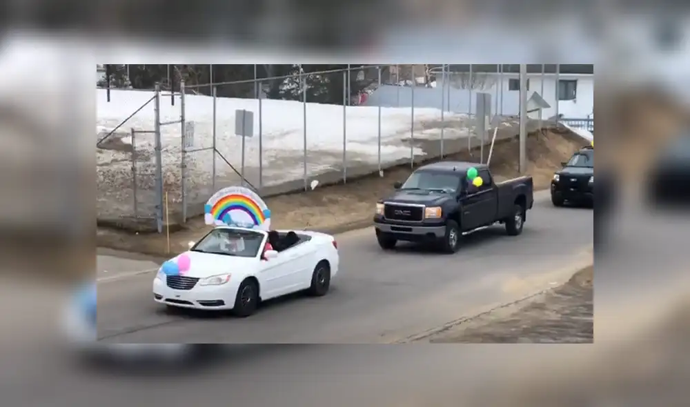 A través de YouTube se hizo viral el momento en que le celebran el cumpleaños a una abuela en plena cuarentena.