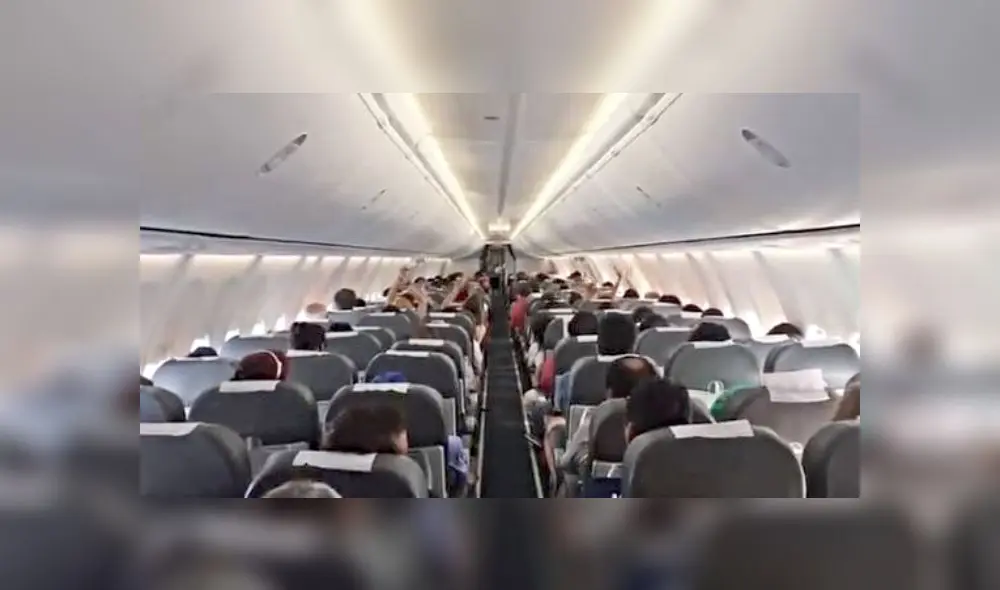 ''Vivas, libres y sin miedo nos queremos'': el mensaje de una tripulación aérea en el Día de la Mujer ''Vivas, libres y sin miedo nos queremos'': el mensaje de una tripulación aérea en el Día de la Mujer