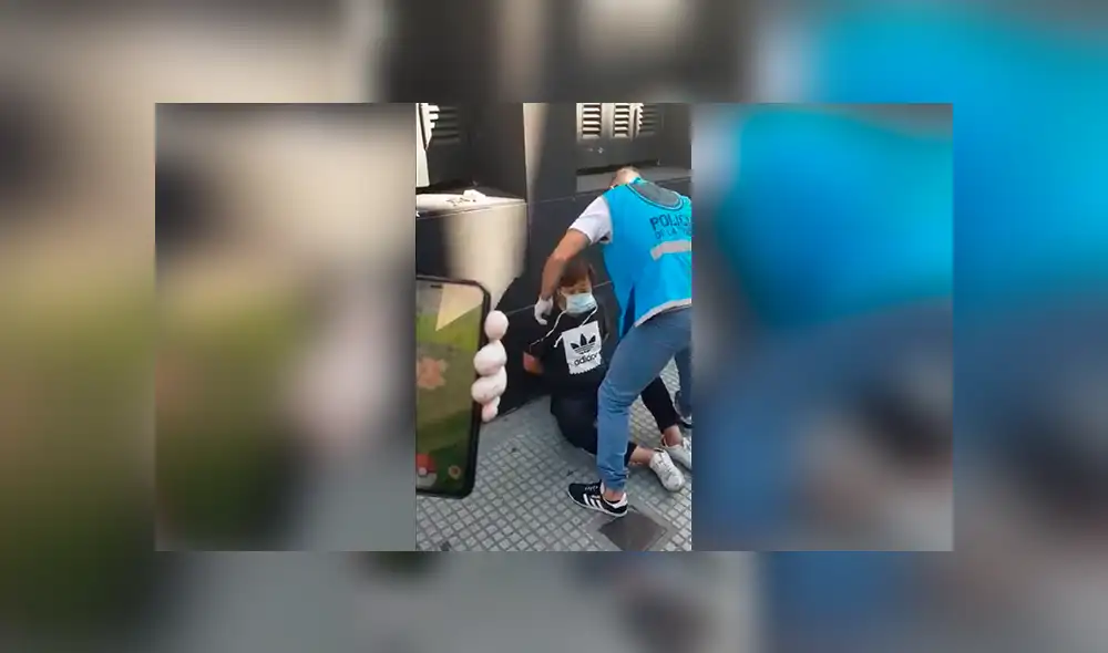 La policía pudo comprobar que se encontraba jugando Pokémon GO. La policía pudo comprobar que se encontraba jugando Pokémon GO.