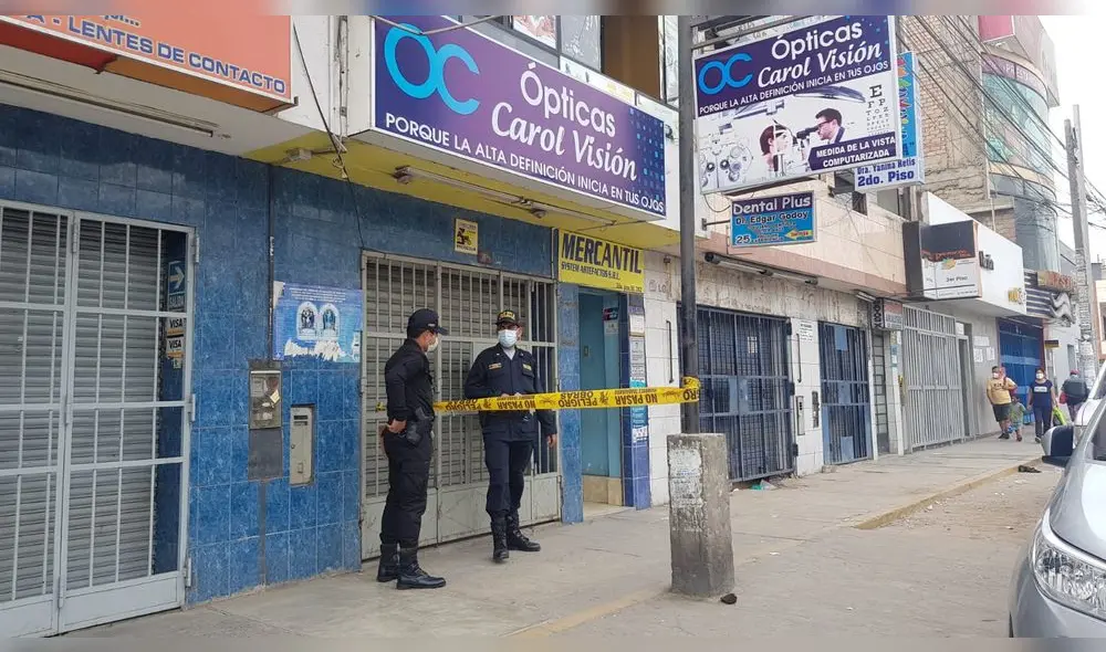 Agentes de la Depincri de Comas realizan las diligencias correspondientes. Foto: Luis Villanueva/ URPI-GLR