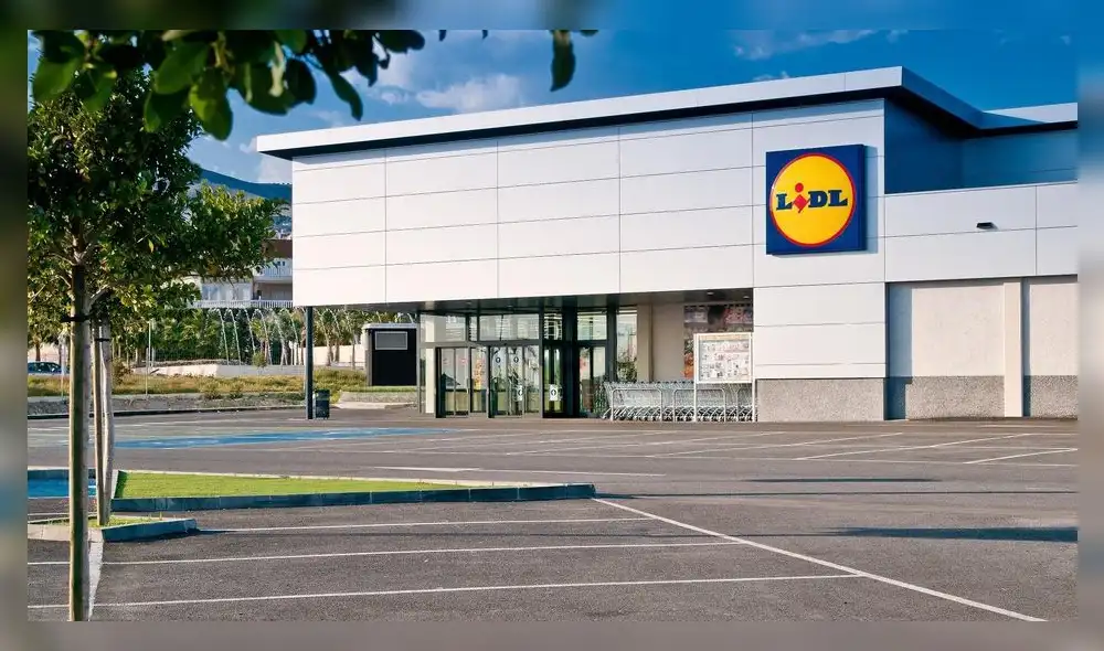 Supermercados Lidl han optado por contratar más trabajadores desde el inicio de la pandemia. (Foto: Guillermo Alegre)