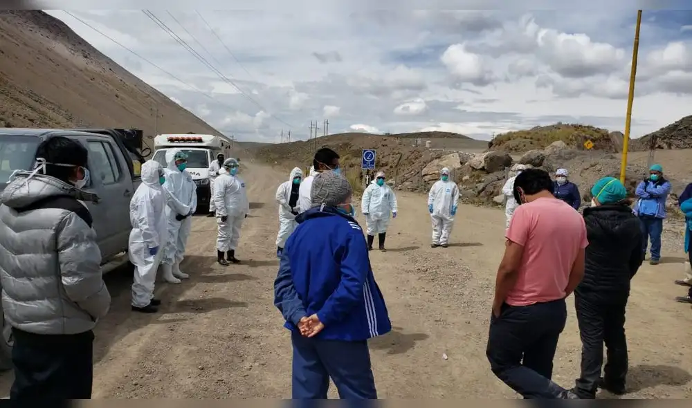 Autoridades acudieron hasta la ubicación de la mina. Autoridades acudieron hasta la ubicación de la mina.