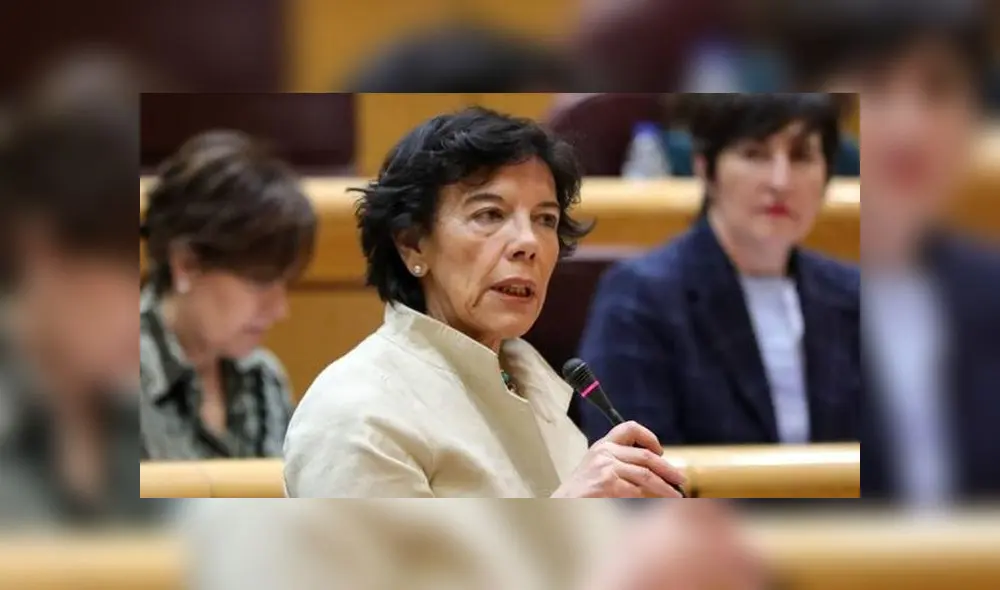 La ministra de Educación indicó que se ajustará el catálogo de titulaciones para introducir aquellas que estén ligadas a la nueva economía. (Foto: Europa Press)