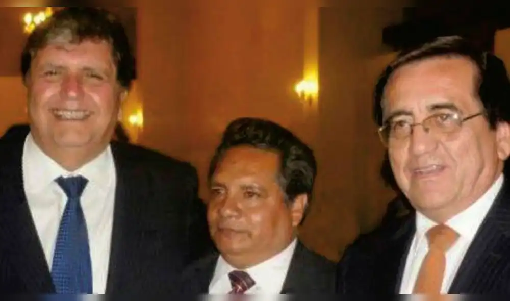 Asesor aprista participó en intervención a oficinas lacradas de Chávarry [FOTOS]