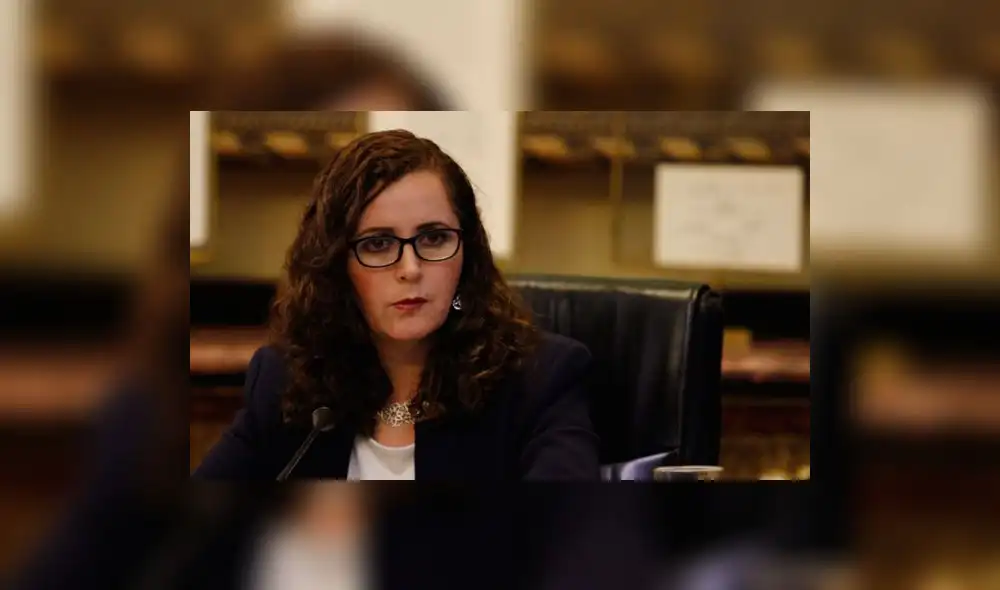 Fujimorista Rosa Bartra cuestiona ley para la reconstrucción