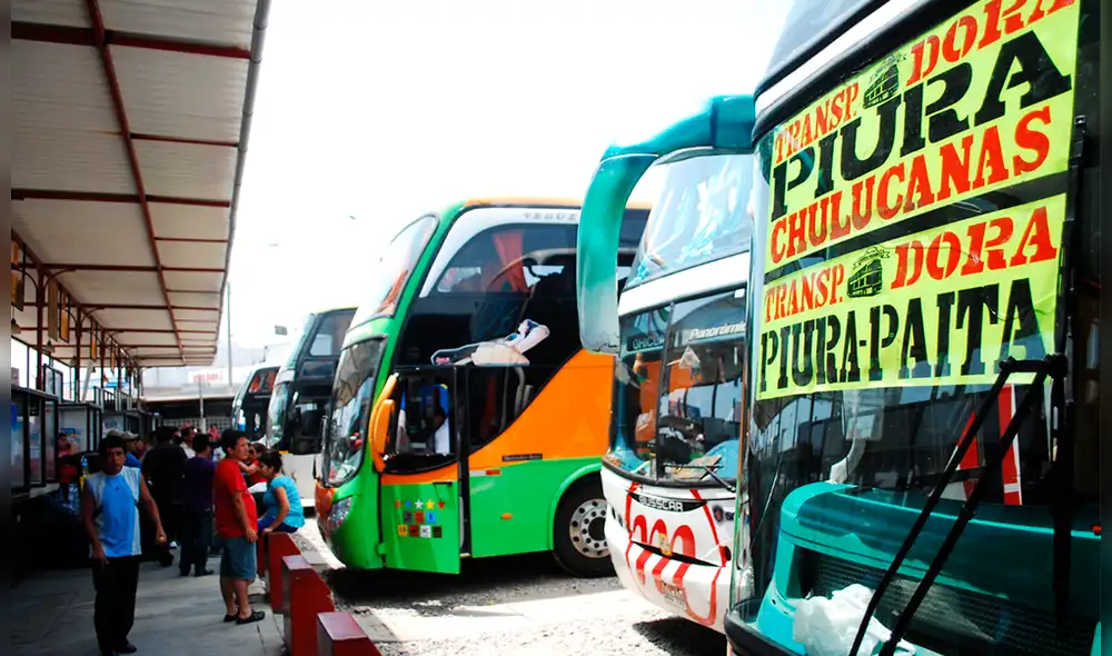 Los vehículos tienen hasta el 30 de noviembre de este año para cumplir con la medida. (Foto: La República) Los vehículos tienen hasta el 30 de noviembre de este año para cumplir con la medida. (Foto: La República)