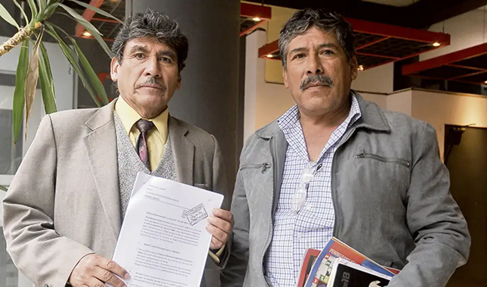 Defensa. El abogado de la junta, Mario Chávez, y el presidente de este gremio, Jesús Cornejo.