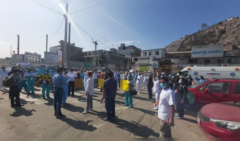 Enfermeras afirman que no se dan abasto para atender a los pacientes y que hay un alto riesgo de contagio. (Foto: GLR - URPI) Enfermeras afirman que no se dan abasto para atender a los pacientes y que hay un alto riesgo de contagio. (Foto: GLR - URPI)