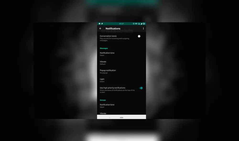 Desliza para ver cómo lucirá el 'modo oscuro' en WhatsApp. Foto: Captura.