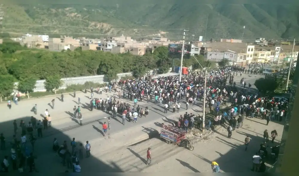 Agricultores de papa se van otra vez a la huelga