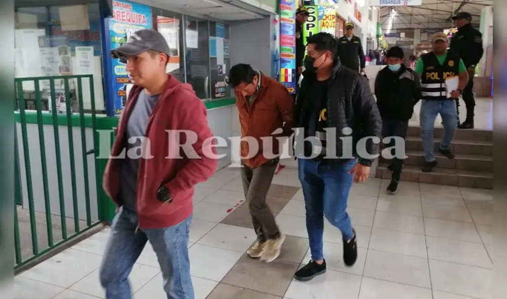 Tacna. sujetos vendían chips sin pedir DNI ni registro biométrico. Foto LR Tacna. sujetos vendían chips sin pedir DNI ni registro biométrico. Foto LR