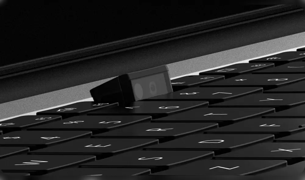 Este dispositivo es una de las últimas innovaciones en la línea de computadoras personales de la compañía. Este dispositivo es una de las últimas innovaciones en la línea de computadoras personales de la compañía.