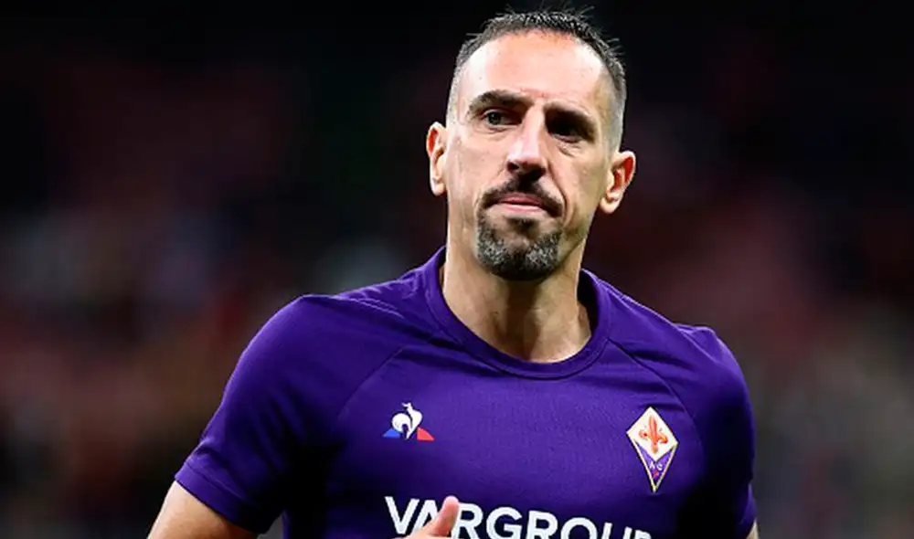 Franck Ribéry se sumó a la colecta que realiza la Fiorentina, club que presenta 10 casos COVID-19 en su plantel.