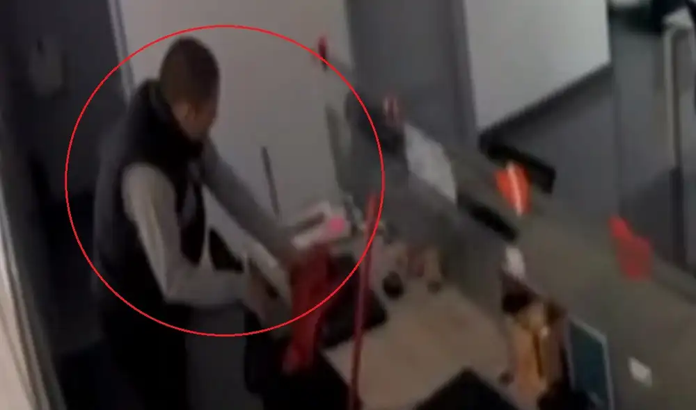 El ladrón aún no ha sido identificado. Foto: Captura.