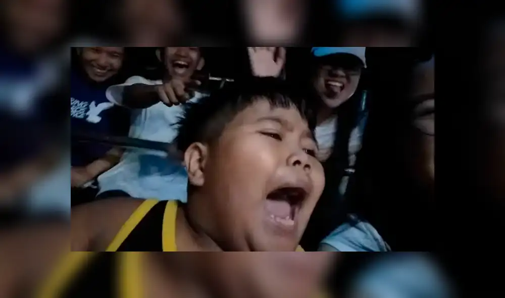 YouTube viral: niño sube por primera vez a peligroso juego mecánico y tiene una insólita reacción [VIDEO]