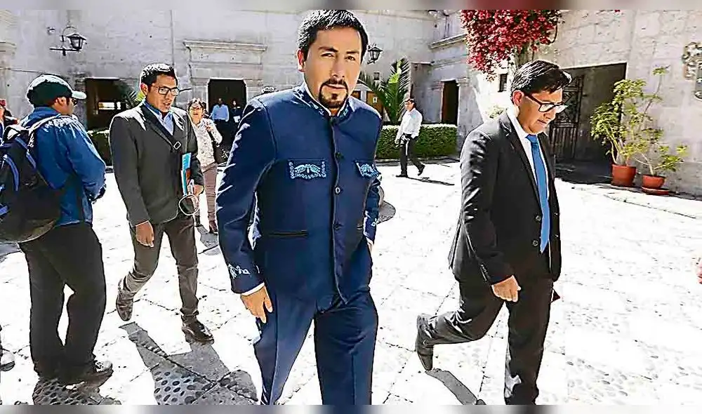 Silencio. Evitó pronunciarse por asesor regional Hugo Mendoza. Silencio. Evitó pronunciarse por asesor regional Hugo Mendoza.