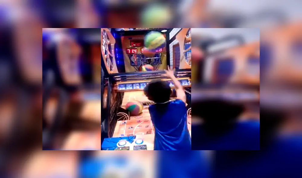 En Facebook, un pequeño se ganó los aplausos en un parque de diversiones al conseguir 900 puntos en máquina de baloncesto. En Facebook, un pequeño se ganó los aplausos en un parque de diversiones al conseguir 900 puntos en máquina de baloncesto.