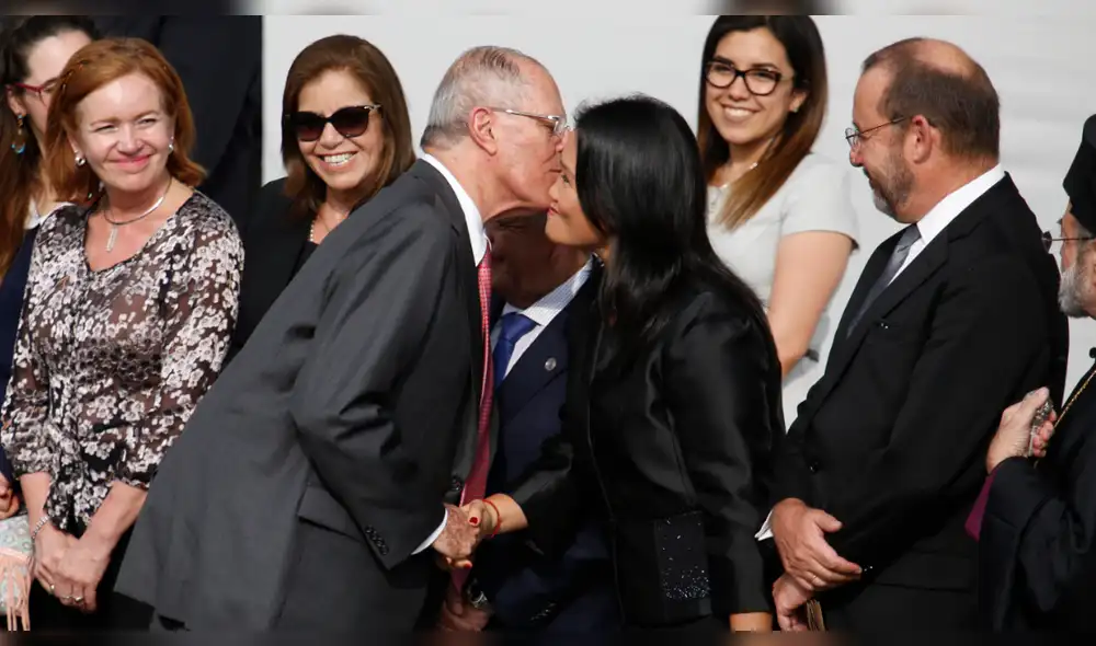 Keiko Fujimori pide renuncia de PPK: "Vizcarra sería mejor presidente" Keiko Fujimori pide renuncia de PPK: "Vizcarra sería mejor presidente"