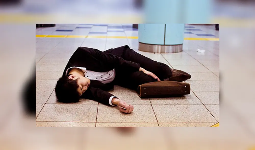 Médico víctima del síndrome ‘karoshi’ se desmaya varias veces por exceso de trabajo [VIDEO] 