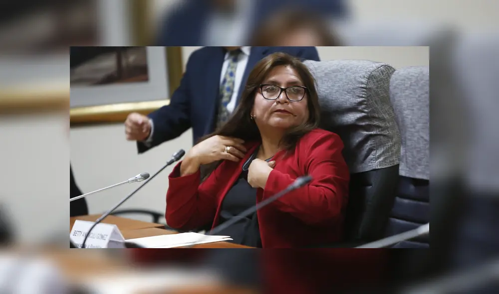 Betty Anaculi: juez ordenó levantar inmunidad de fujimorista Betty Anaculi: juez ordenó levantar inmunidad de fujimorista