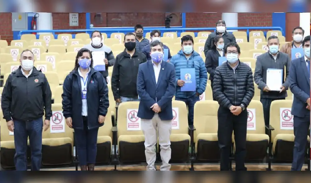 Empresas de transporte reciben autorización para circular en Cajamarca.