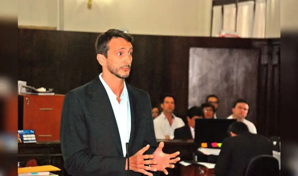 Corte Suprema ordena captura y encarcelamiento de músico Edu Saettone Corte Suprema ordena captura y encarcelamiento de músico Edu Saettone