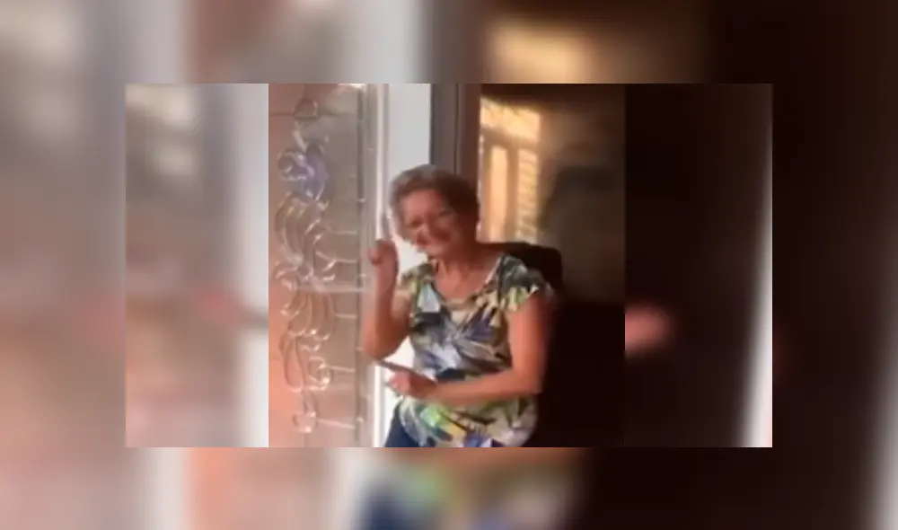 En Facebook, una anciana se animó a bailar la canción “Que Tire Pa’ Lante” del artista puertorriqueño Daddy Yankee.