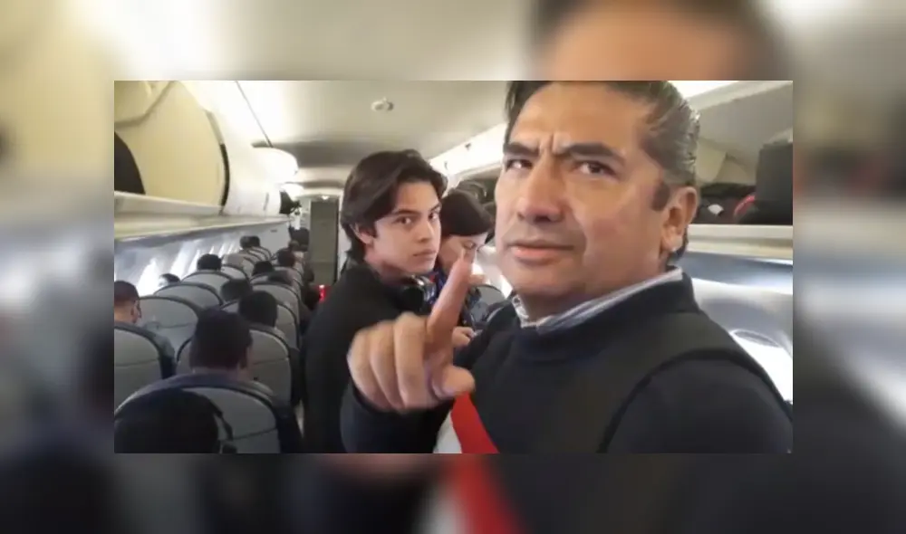 Usuarios de las redes sociales sospechan que el padre de familia es opositor de AMLO. (Foto: Infobae) Usuarios de las redes sociales sospechan que el padre de familia es opositor de AMLO. (Foto: Infobae)