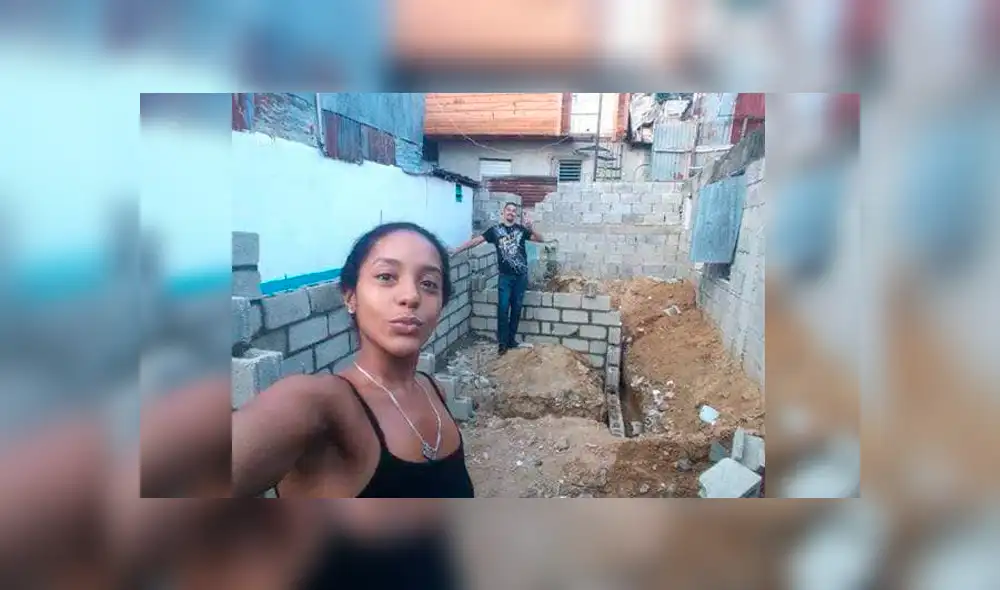 En Facebook, una pareja de novios cumplió su meta al construir su propia casa con ayuda de sus familiares.