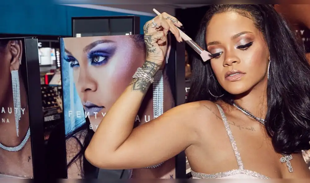 Rihanna y su sexy manera de promocionar lencería [VIDEO]