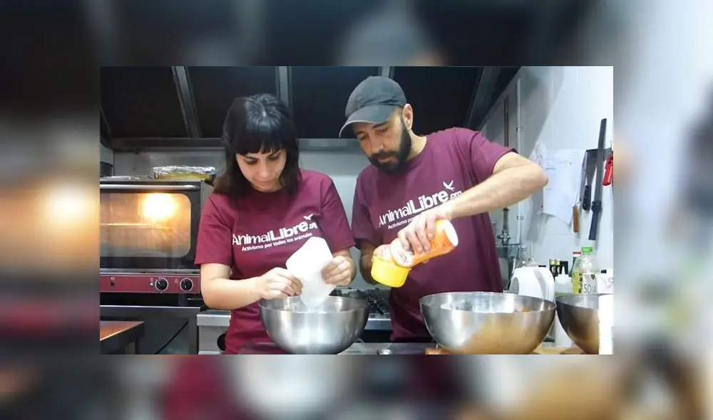 Javier Guarascio utiliza su canal de Youtube, para dar recetas de cocinas veganas. Foto: Difusión