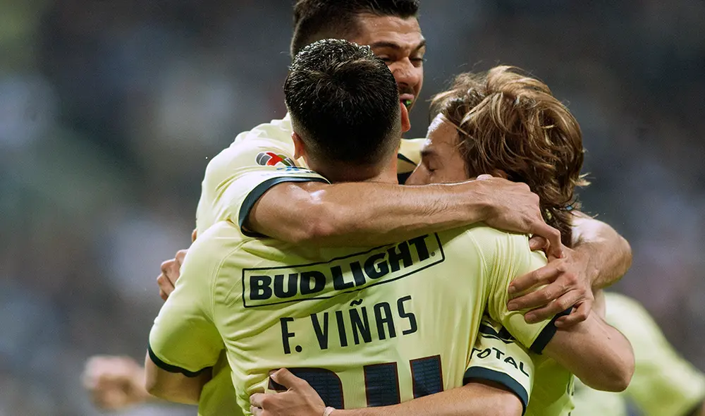 Autogol de Carlos Rodríguez en el América vs. Monterrey por la Liga MX. | Foto: AFP