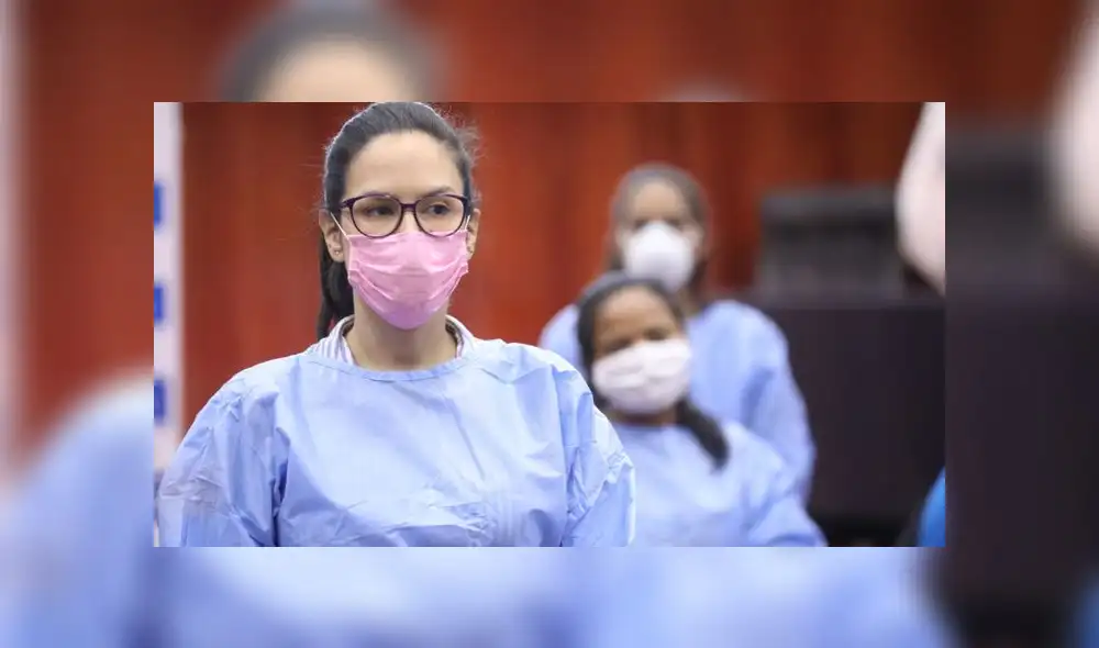 Médicos extranjeros son colegiados en el país y cuentan con el título profesional validado por Sunedu. (Foto: EsSalud)