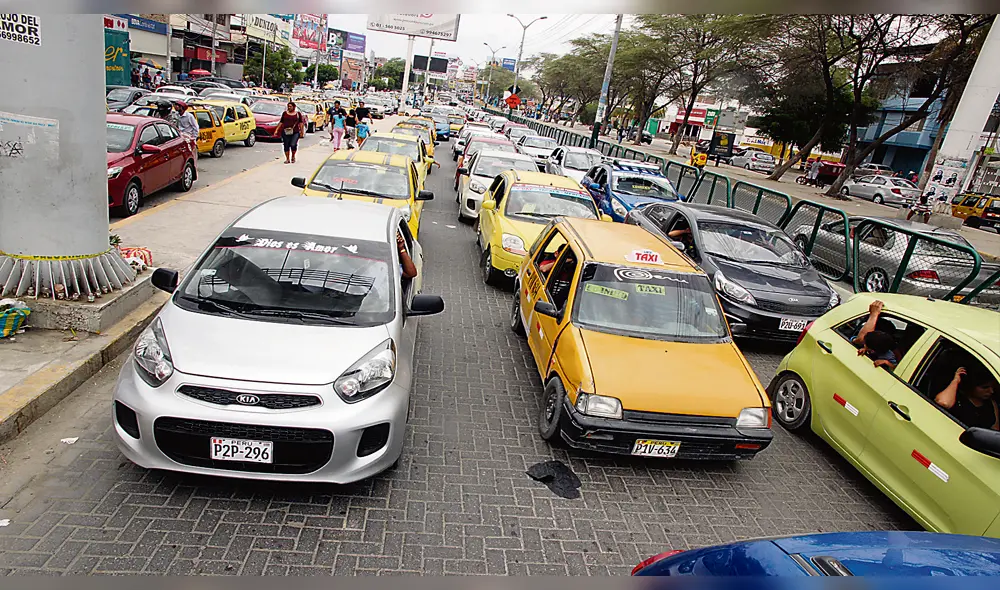 Multan a 4 mil vehículos. Multan a 4 mil vehículos.