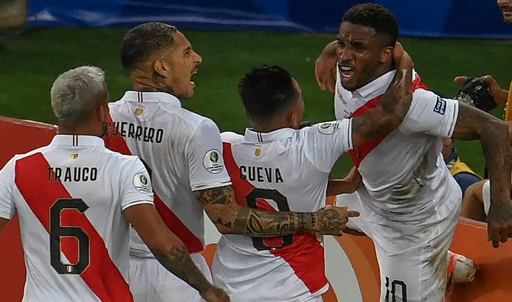 Pedro Gallese confesó que Jefferson Farfán fue clave en su recuperación tras blooper ante Brasil. | Foto: AFP Pedro Gallese confesó que Jefferson Farfán fue clave en su recuperación tras blooper ante Brasil. | Foto: AFP