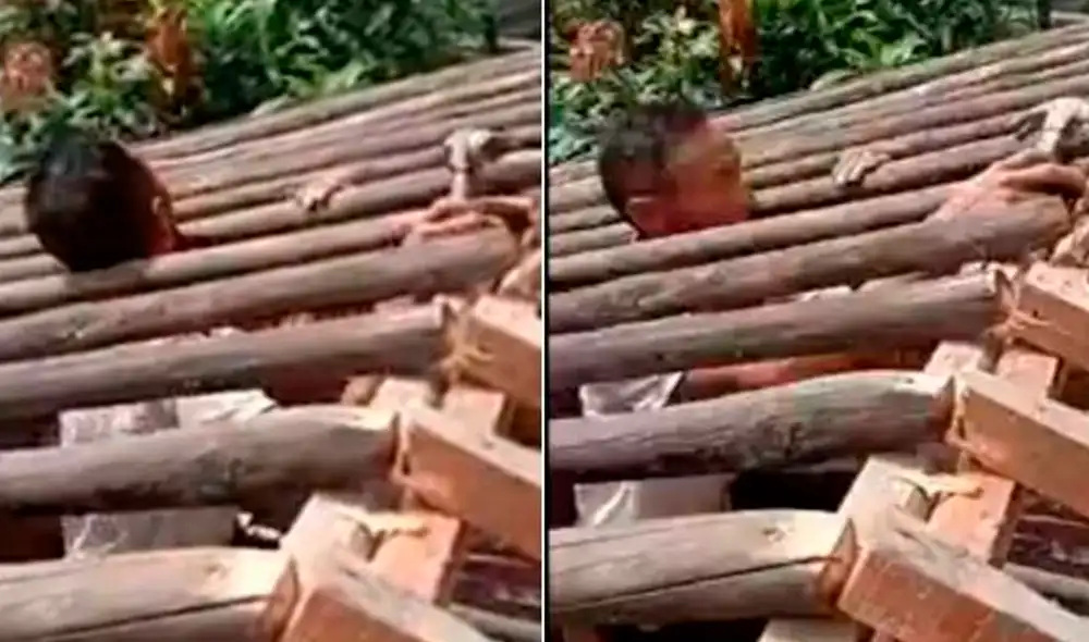 Construía un techo de madera y su cabeza queda atrapada entre los troncos