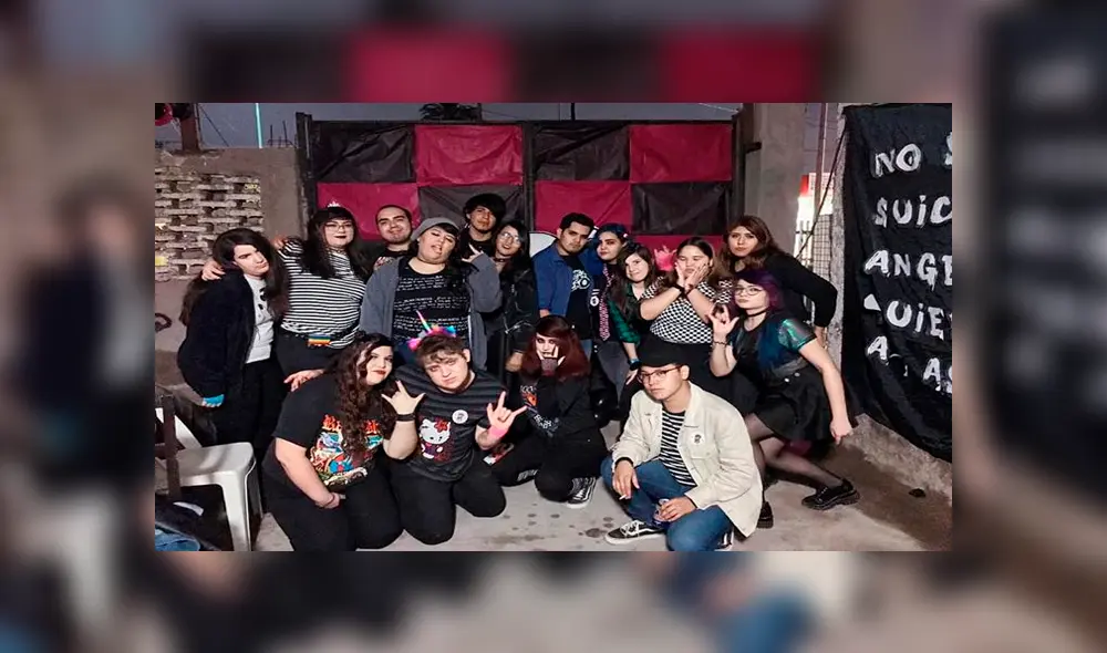 Desliza para ver los detalles de esta fiesta que se viralizó en Facebook. Foto: Captura.