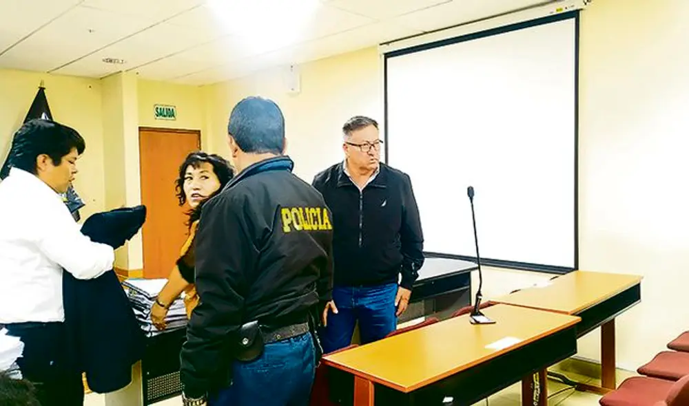 Exjefe de Inspectoría de la Policía pasará 25 meses en prisión preventiva. Exjefe de Inspectoría de la Policía pasará 25 meses en prisión preventiva.