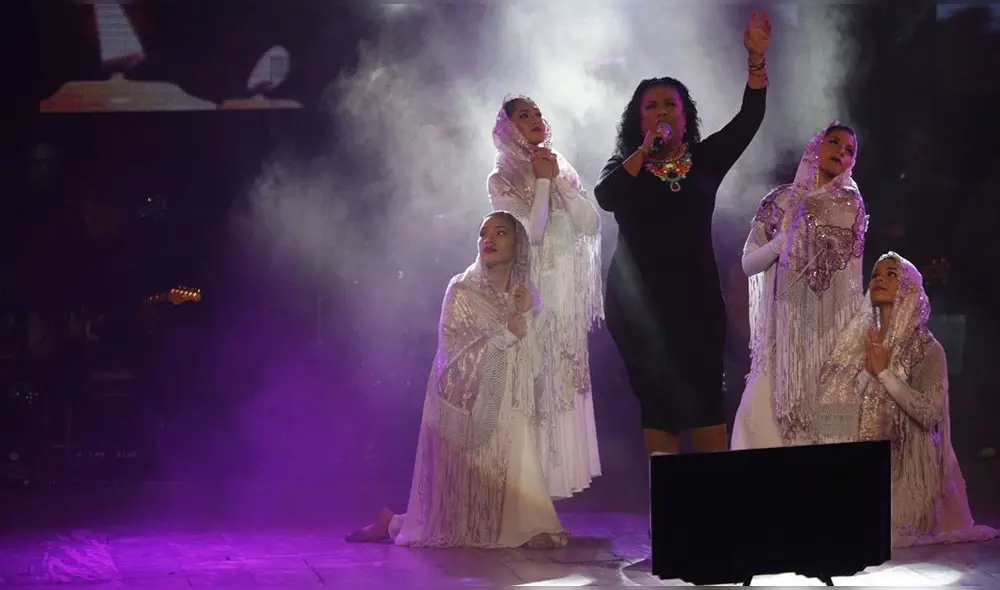 Eva Ayllón será premiada por los Grammy.