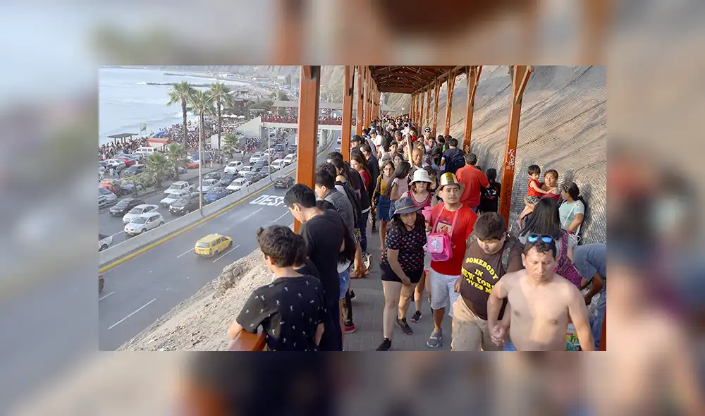 Alto riesgo. El puente de la Bajada de Baños de Barranco. (Foto: Javier Quispe)
