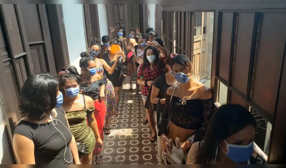 Voluntarios contra el COVID-19 Voluntarios contra el COVID-19