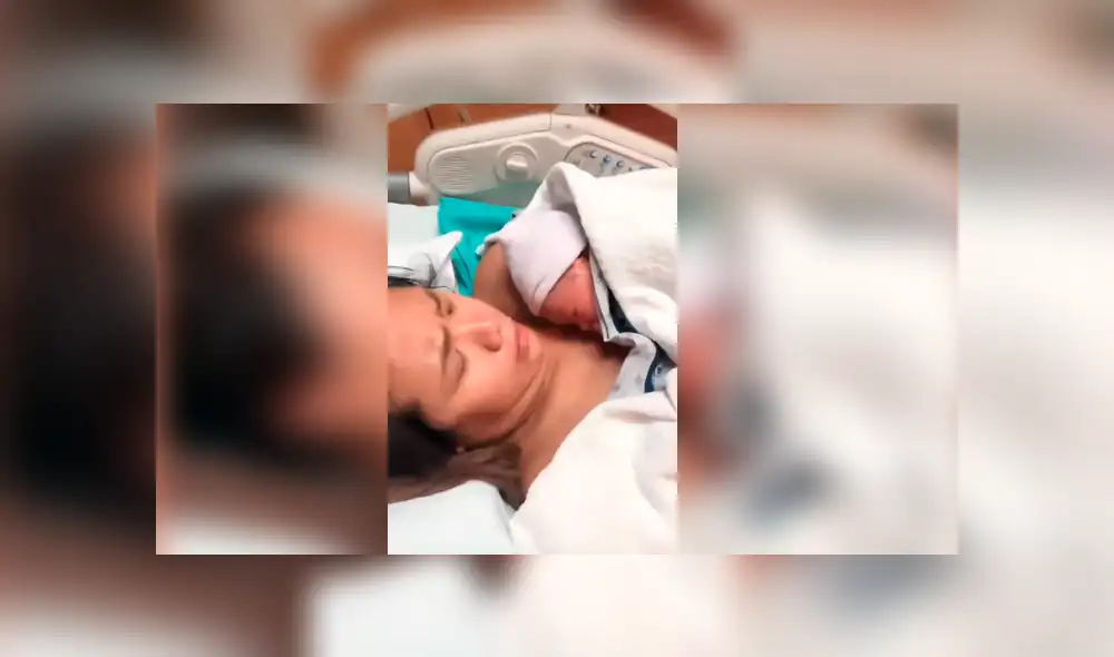 Vía YouTube. Tierno momento de familia terminó en carcajadas tras el insólito acto del bebé Vía YouTube. Tierno momento de familia terminó en carcajadas tras el insólito acto del bebé